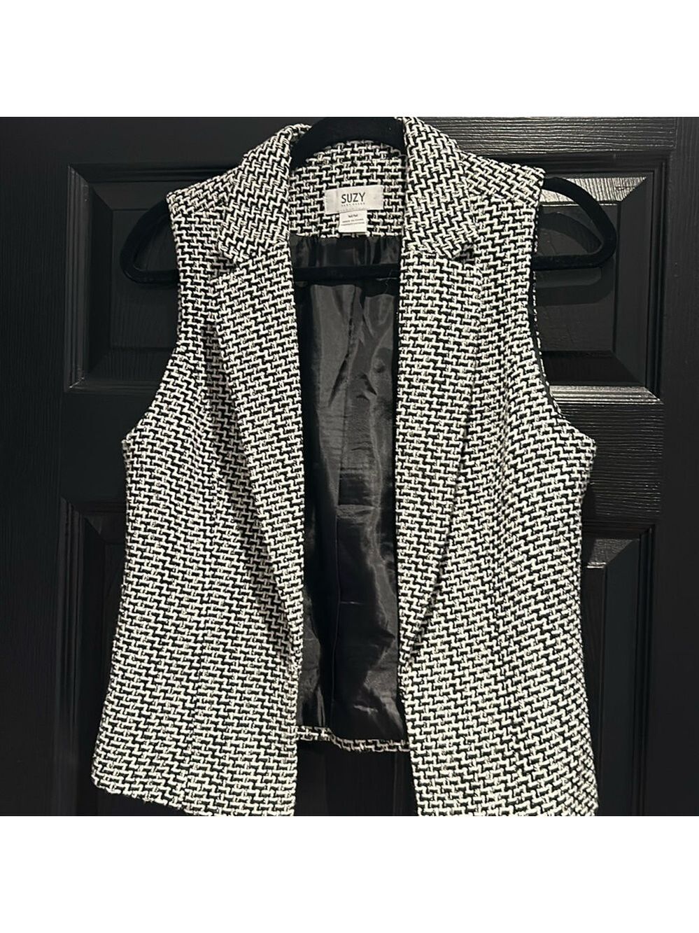 Suzy Shier business vest